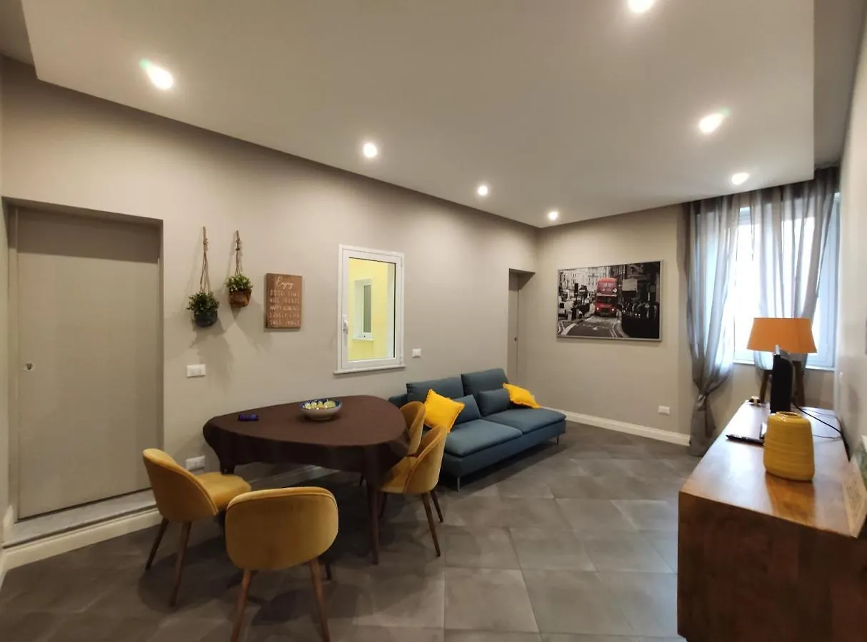 Apartment Felt In Love In Catania